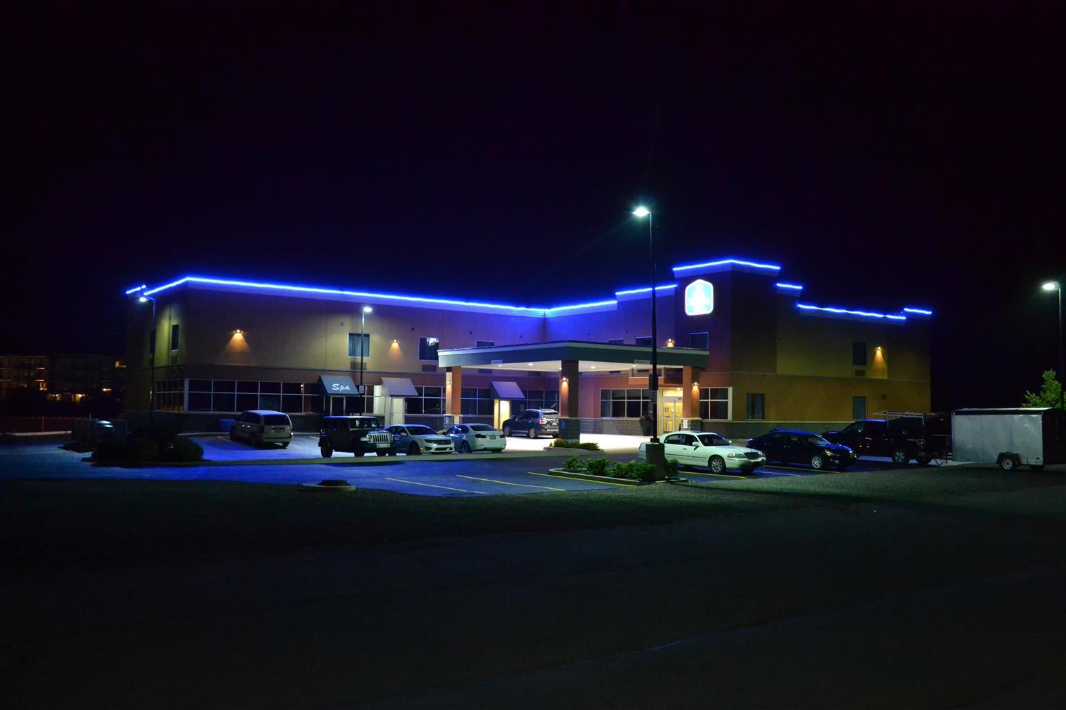 Best Western Plus Fergus Hotel Exterior photo